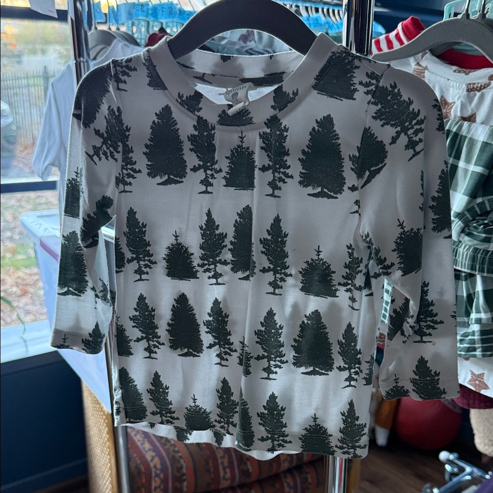Kate Quinn Green Tree Print Long Sleeve Tee